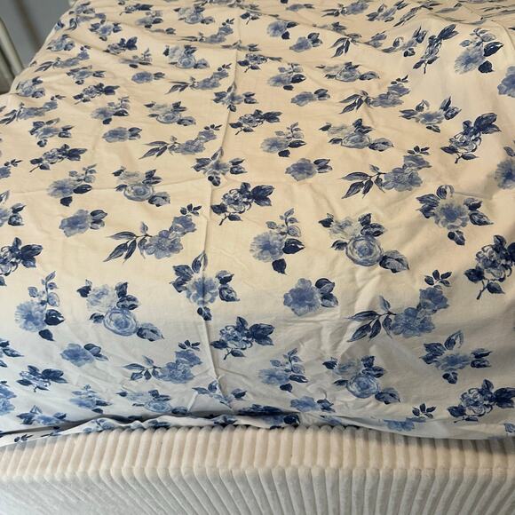 LL Bean Garment Washed Sateen Floral White Blue French Country Sheet Set Twin - Picture 4 of 4